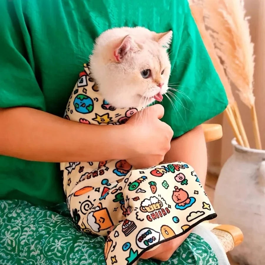 Self-Adherent Cat Grooming Wrap